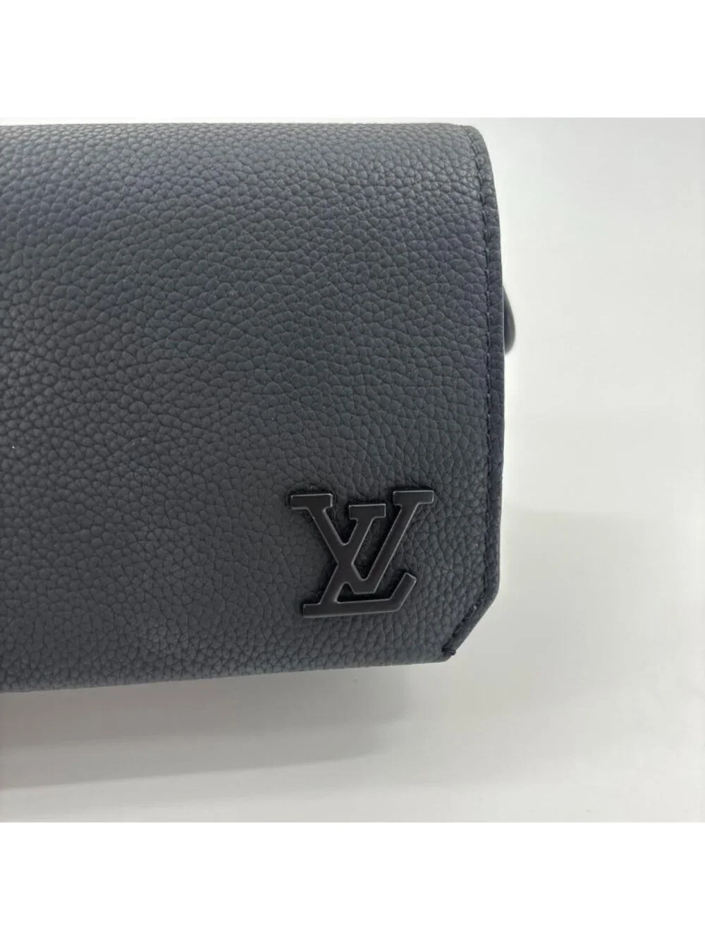 Louis Vuitton LV Aerogram Fastline Shoulder